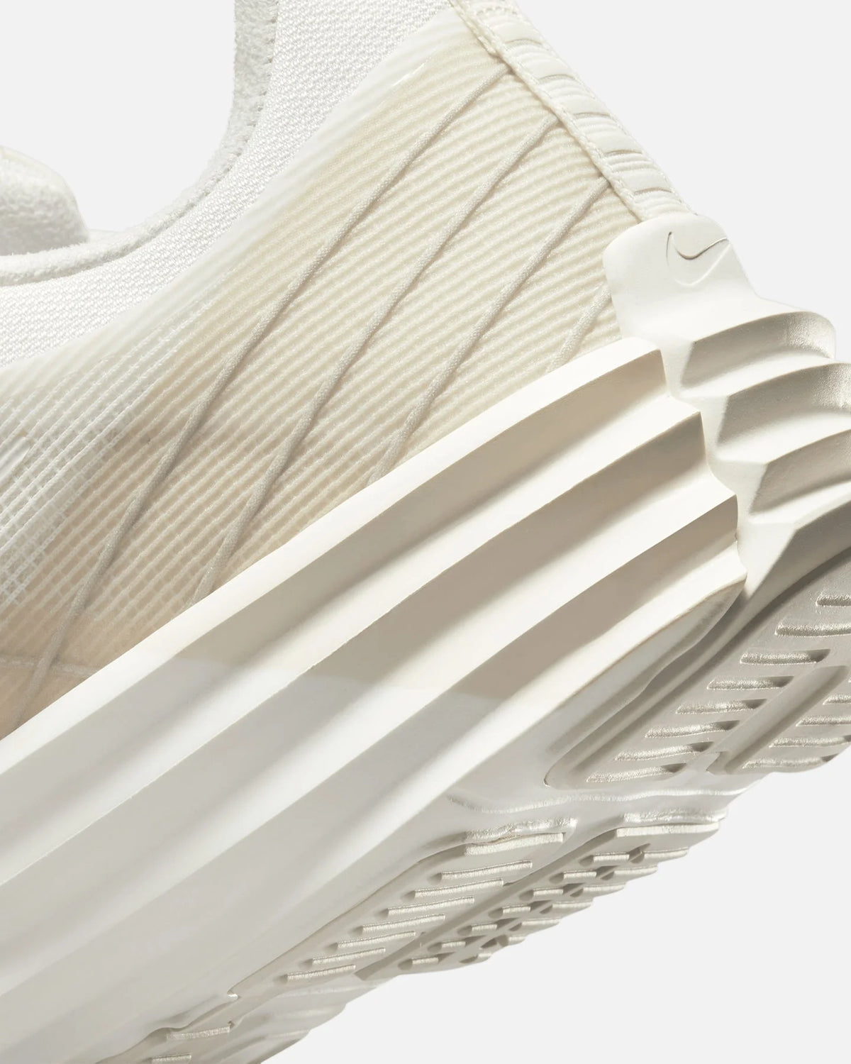 Lunar Roam Summit White