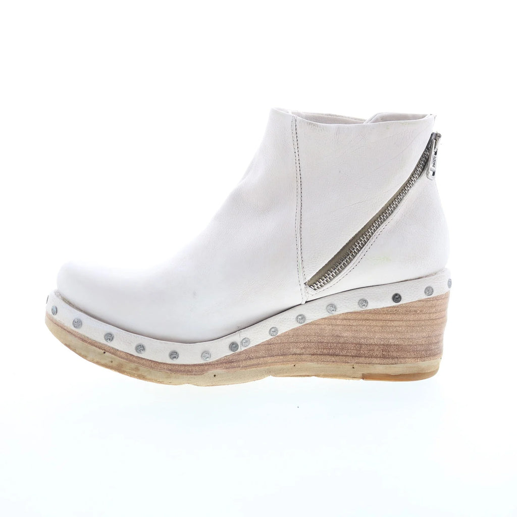 Savina Womens White Leather Zipper Ankle & Booties Boots