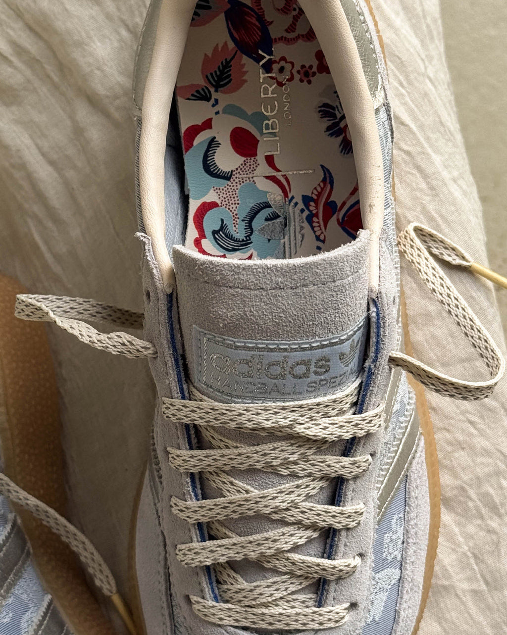 x Liberty London Handball Spezial W