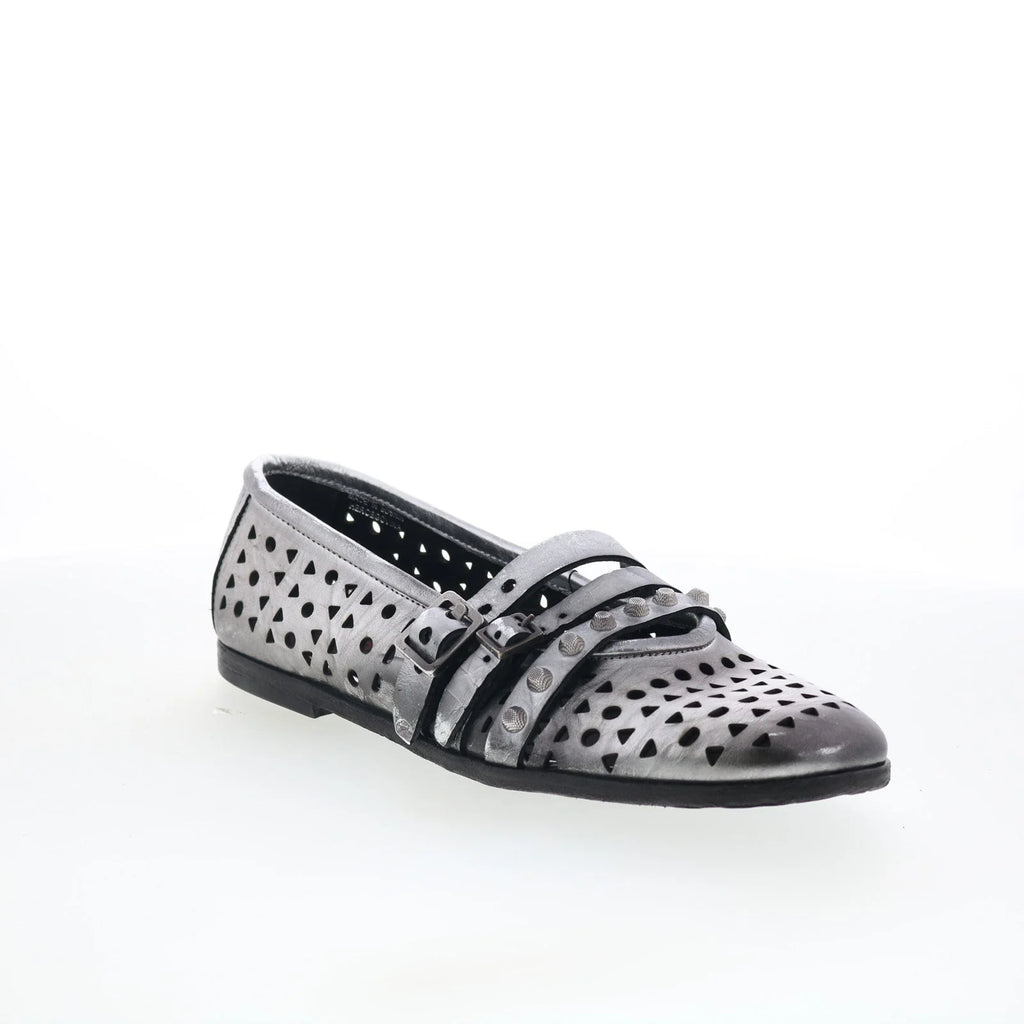 Jett Womens Silver Leather Hook & Loop Loafer Flats Shoes