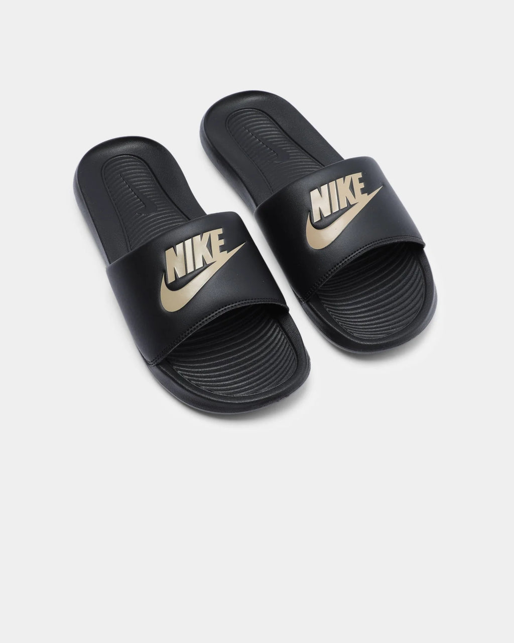 Victori One Slide Black/Metallic Gold