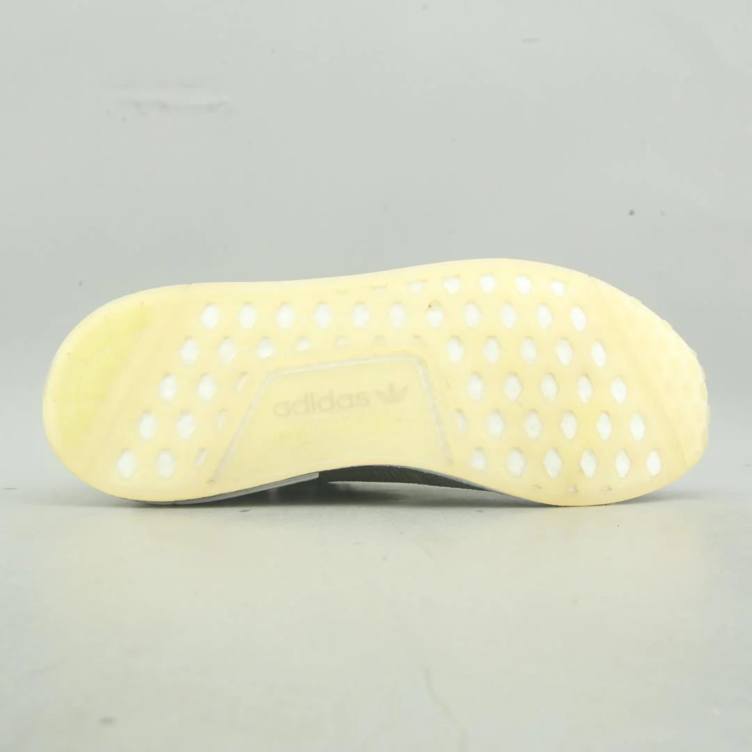 NMD R1 SPECTOO
