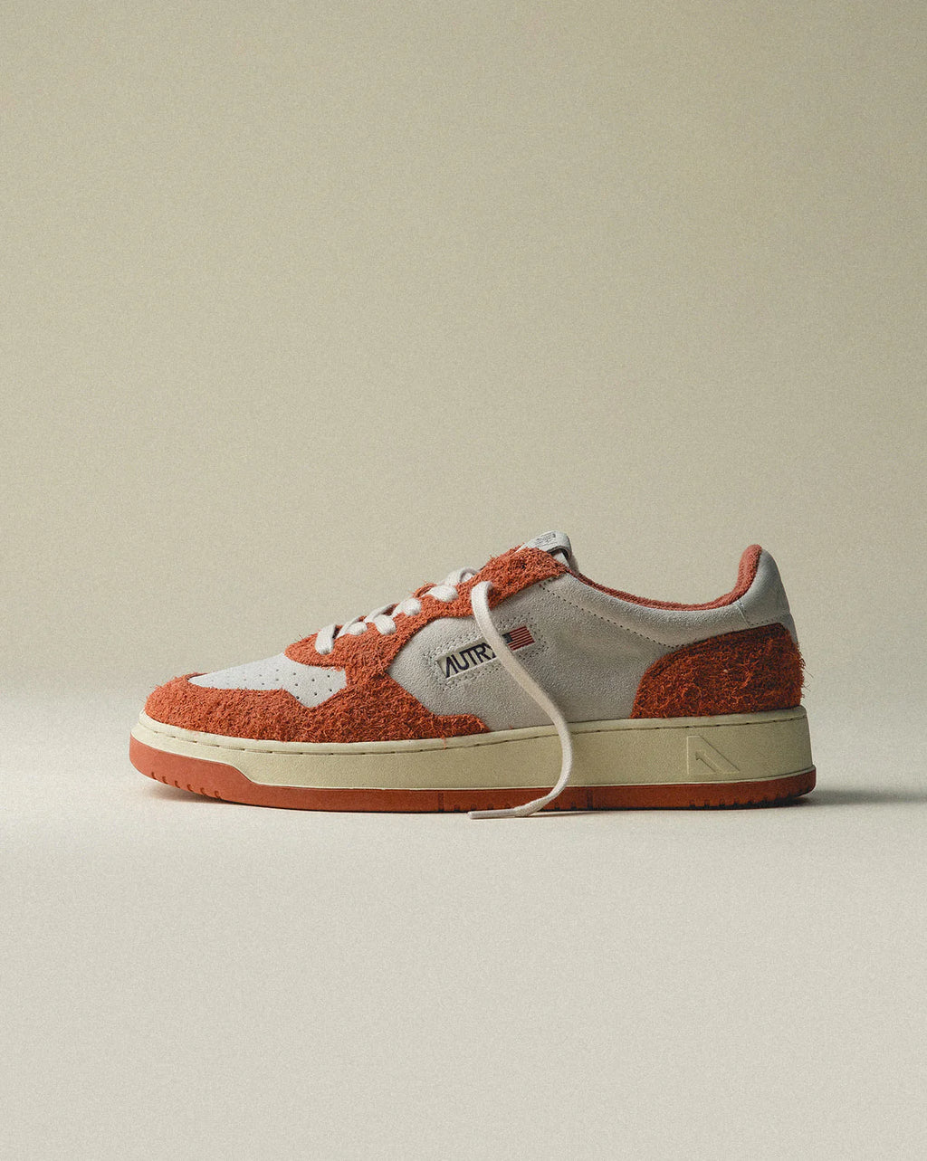 Medalist *Suede / Long Suede*