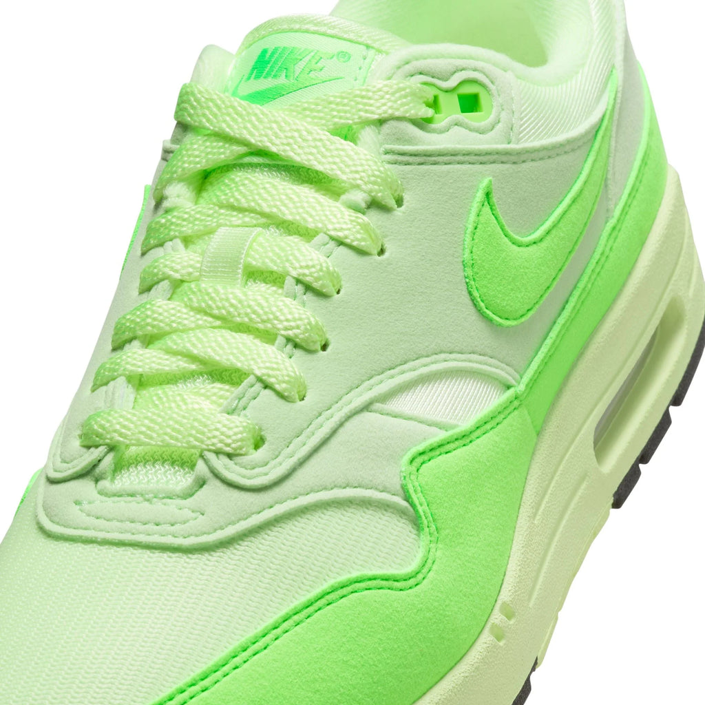 Women's  Max 1 '87 - "Green Strike"