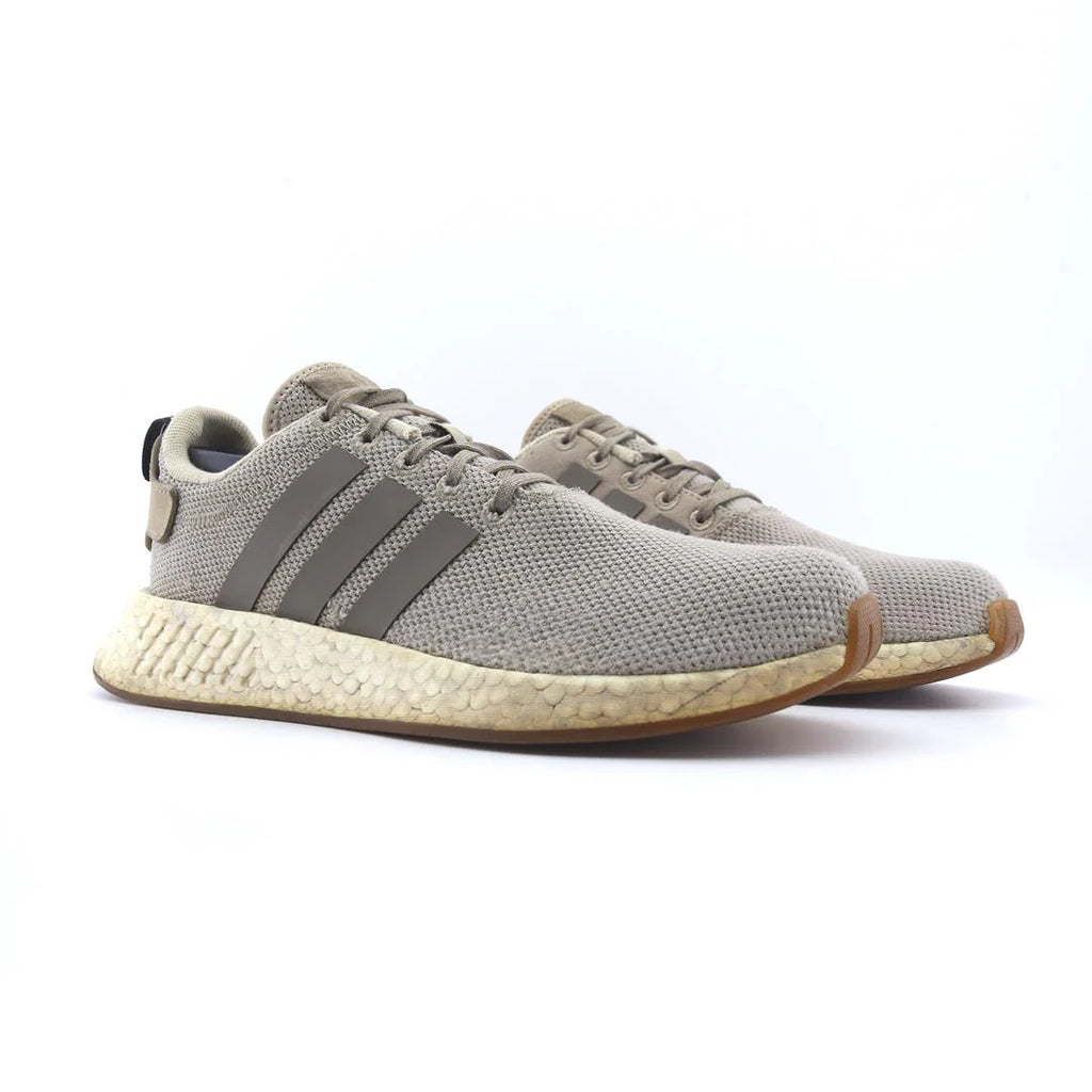 NMD R2