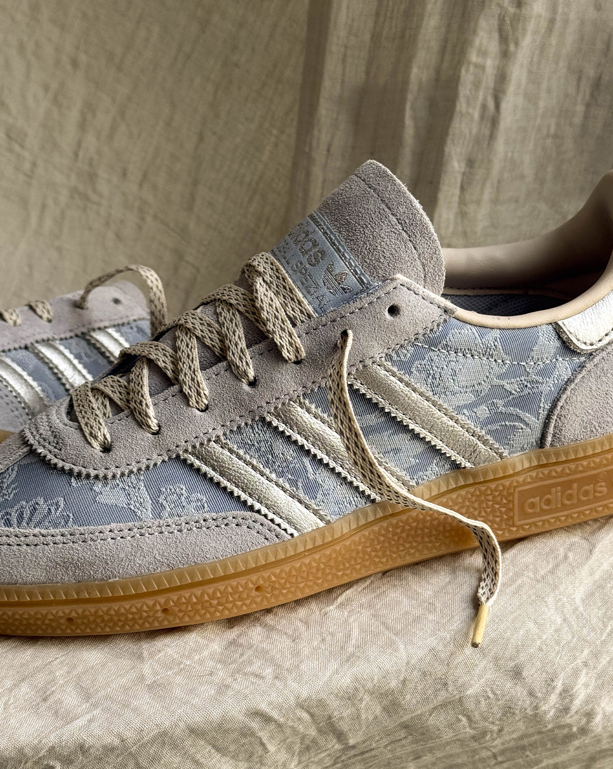 x Liberty London Handball Spezial W